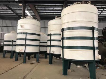 化工鋼襯塑儲罐使用注意